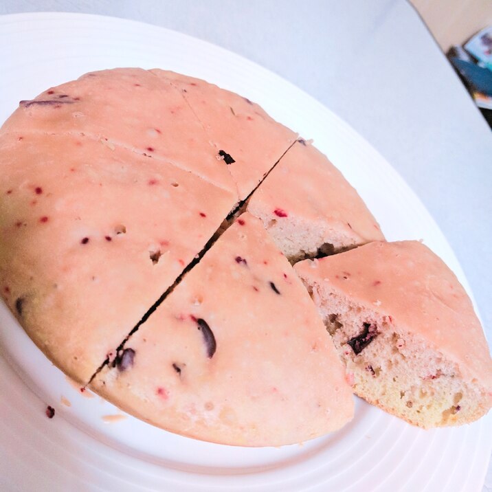 ビーツでバラ色炊飯器ケーキ